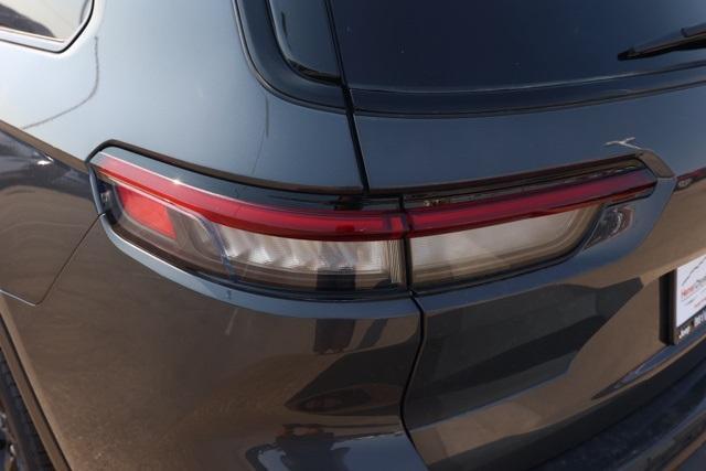 new 2025 Jeep Grand Cherokee L car, priced at $43,824