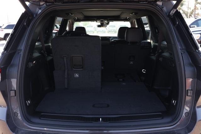 new 2025 Jeep Grand Cherokee L car, priced at $43,824