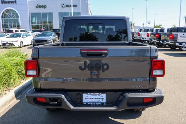 new 2025 Jeep Gladiator car, priced at $46,807