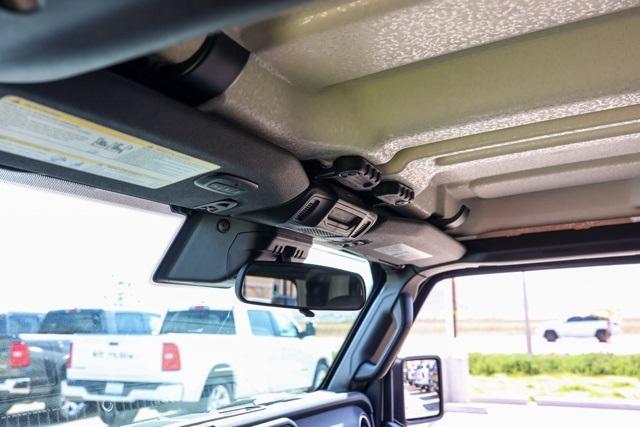 new 2025 Jeep Gladiator car, priced at $46,807