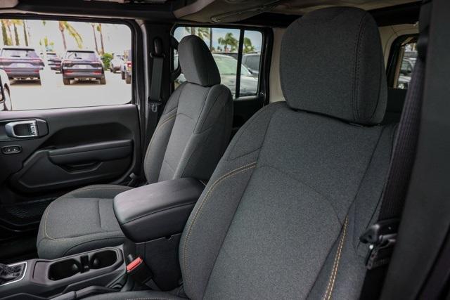 new 2025 Jeep Wrangler car, priced at $42,250