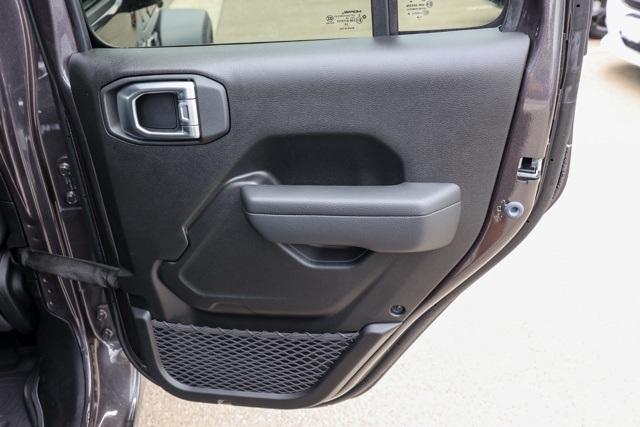 new 2025 Jeep Wrangler car, priced at $42,250