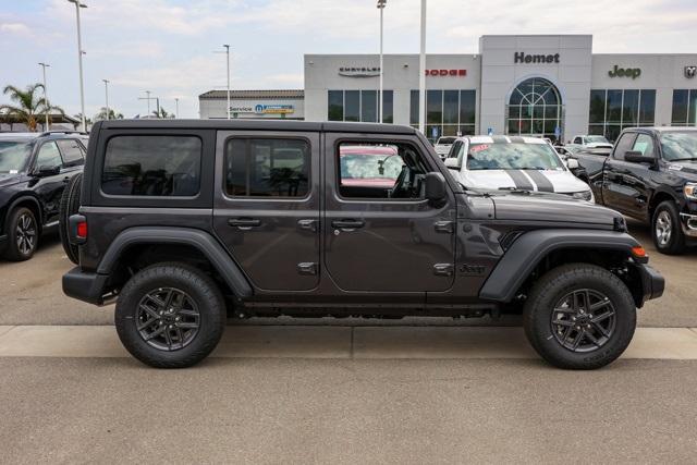 new 2025 Jeep Wrangler car, priced at $42,250