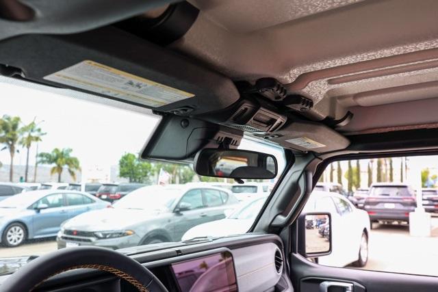 new 2025 Jeep Wrangler car, priced at $42,250