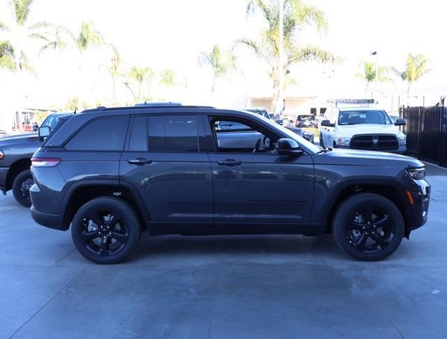 new 2025 Jeep Grand Cherokee car, priced at $46,730
