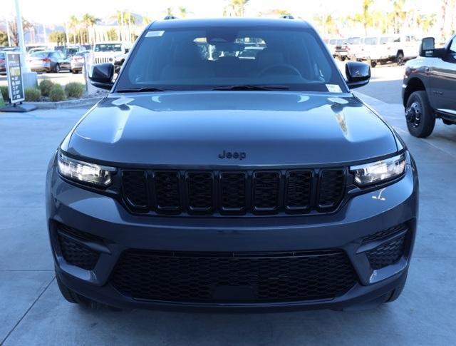 new 2025 Jeep Grand Cherokee car, priced at $46,730
