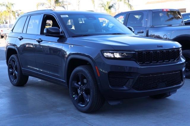 new 2025 Jeep Grand Cherokee car, priced at $46,730