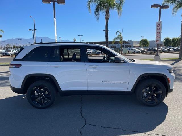 new 2025 Jeep Grand Cherokee car