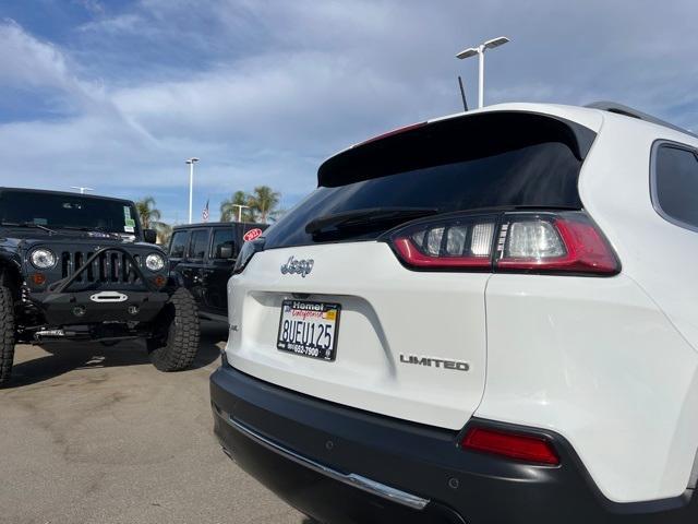 used 2019 Jeep Cherokee car, priced at $19,633