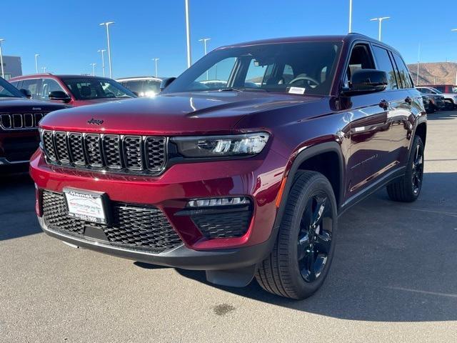 new 2025 Jeep Grand Cherokee car, priced at $47,520