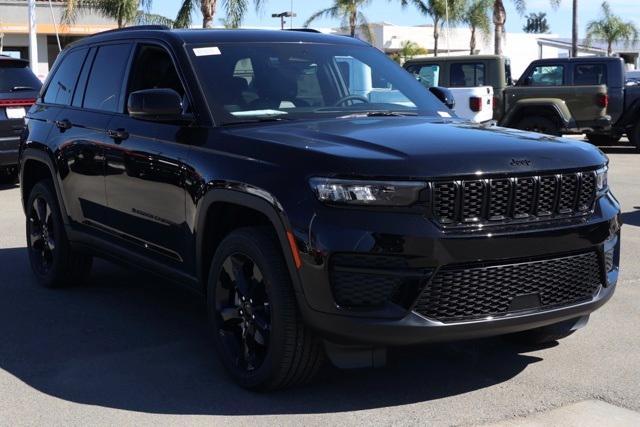 new 2025 Jeep Grand Cherokee car, priced at $48,175