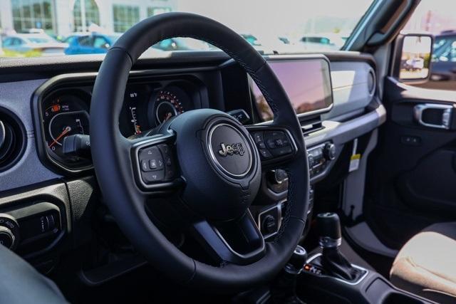 new 2025 Jeep Wrangler car, priced at $42,925