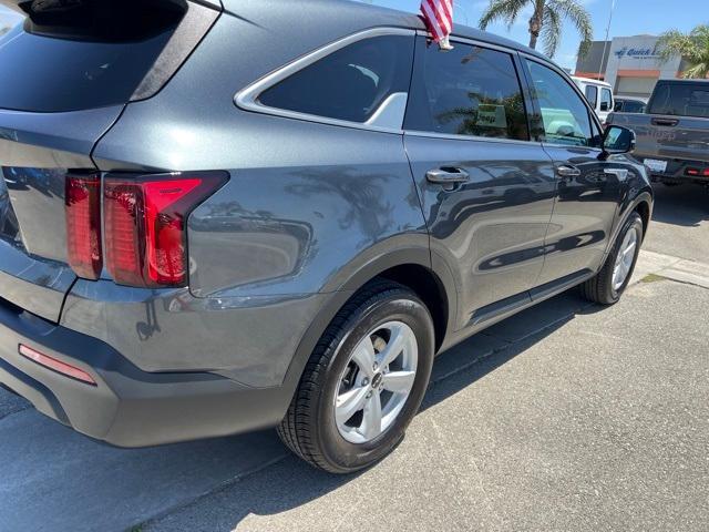used 2023 Kia Sorento car, priced at $22,591
