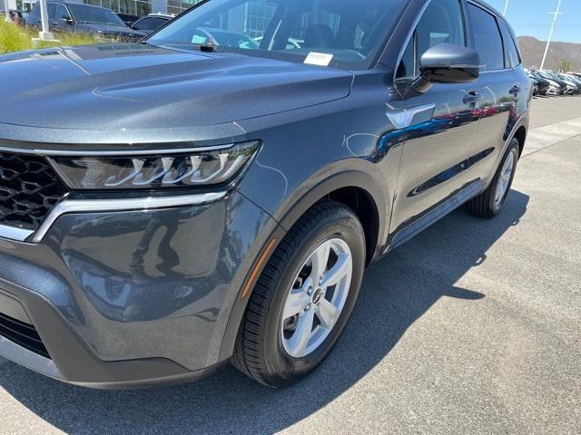 used 2023 Kia Sorento car, priced at $22,591