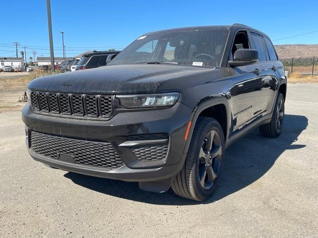 new 2025 Jeep Grand Cherokee car