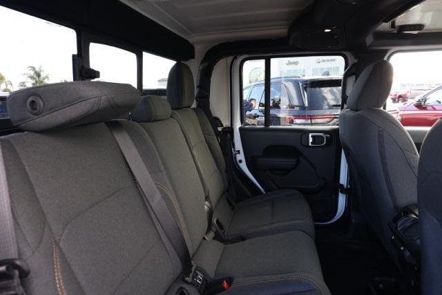 new 2025 Jeep Gladiator car, priced at $50,774