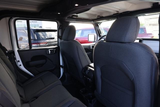 new 2025 Jeep Gladiator car, priced at $50,774