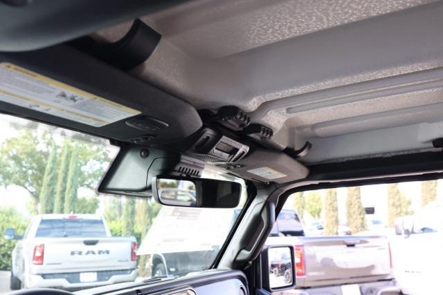 new 2025 Jeep Gladiator car, priced at $51,339