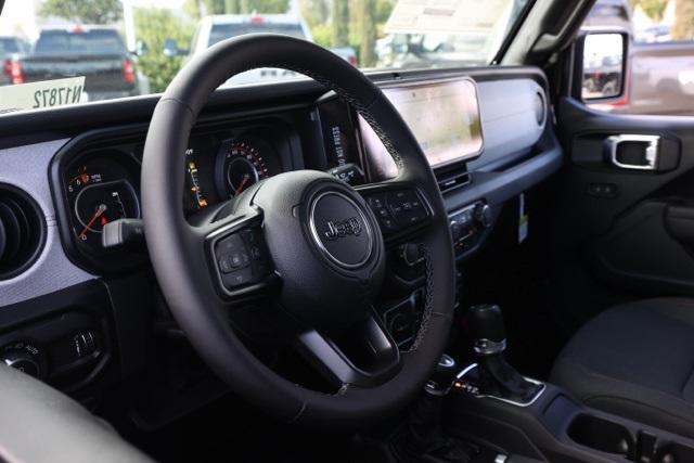 new 2025 Jeep Gladiator car, priced at $51,339