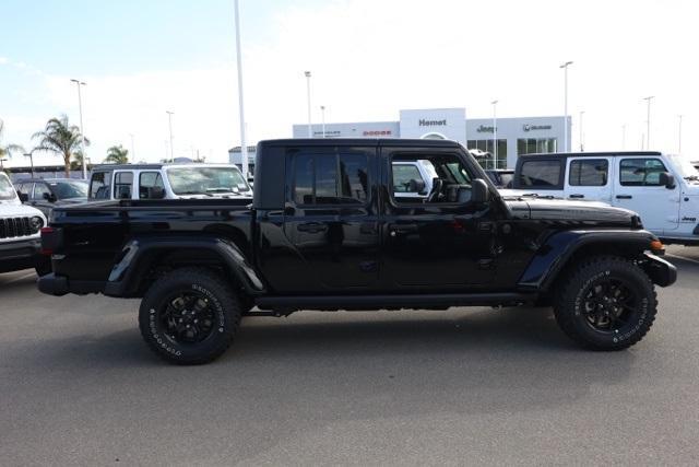 new 2025 Jeep Gladiator car, priced at $51,339
