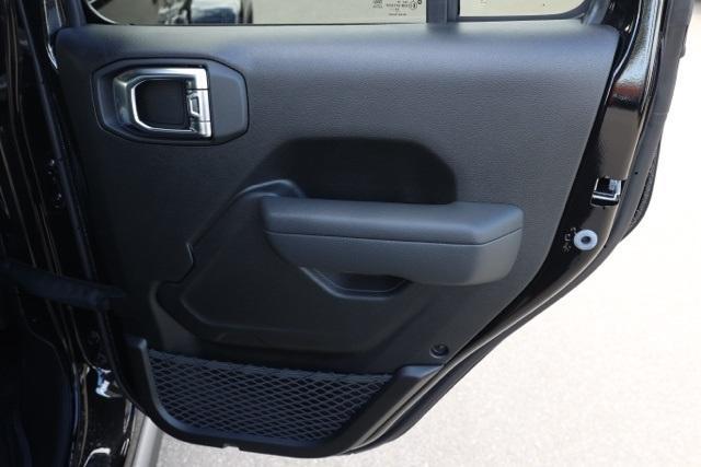 new 2025 Jeep Gladiator car, priced at $51,339