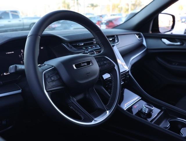 new 2025 Jeep Grand Cherokee L car, priced at $47,175