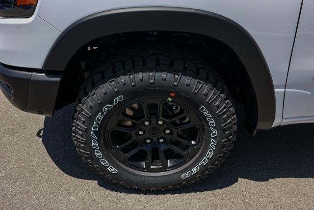 new 2025 Ram 1500 car, priced at $63,404