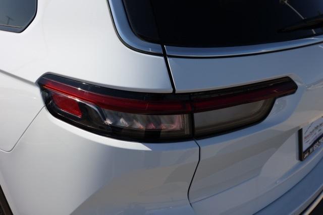 new 2025 Jeep Grand Cherokee L car, priced at $36,559