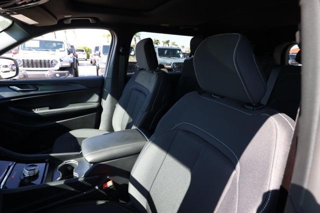 new 2025 Jeep Grand Cherokee L car, priced at $36,559