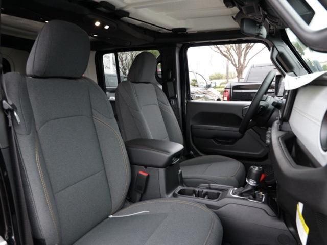 new 2025 Jeep Wrangler car, priced at $44,768