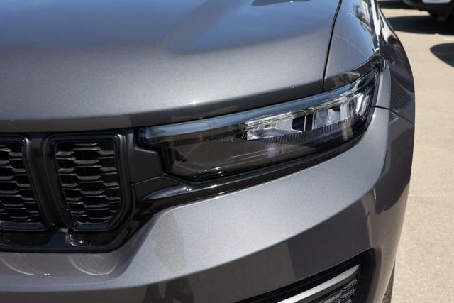 new 2025 Jeep Grand Cherokee car, priced at $45,766