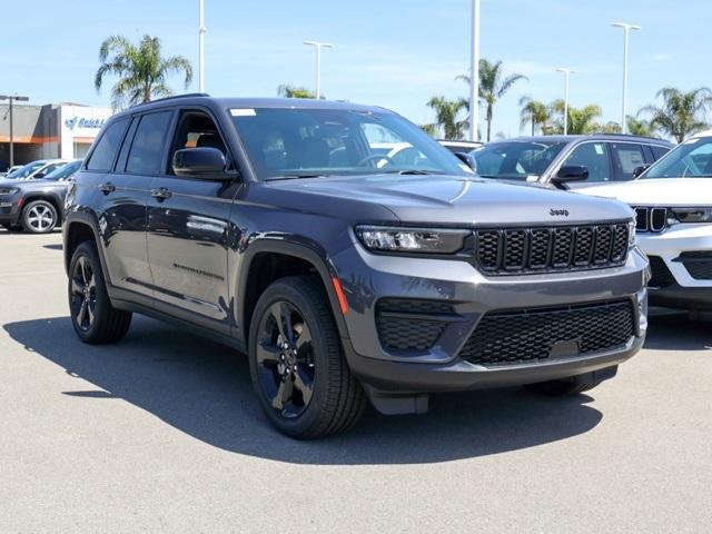 new 2025 Jeep Grand Cherokee car, priced at $45,766