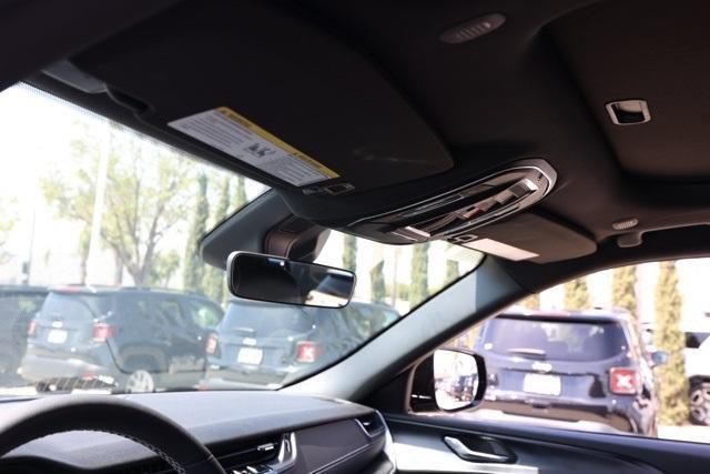 new 2025 Jeep Grand Cherokee car, priced at $45,766
