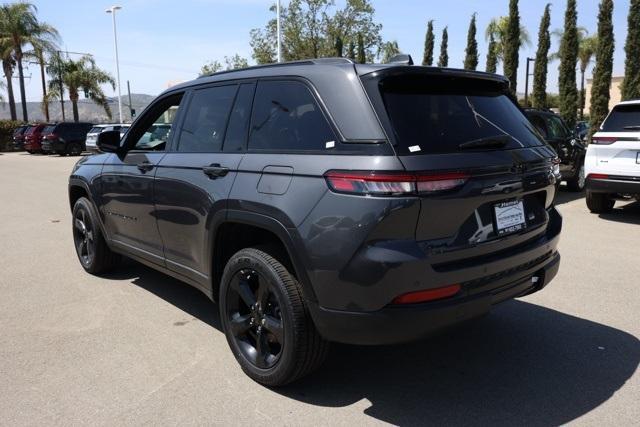 new 2025 Jeep Grand Cherokee car, priced at $45,766