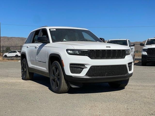 new 2025 Jeep Grand Cherokee car