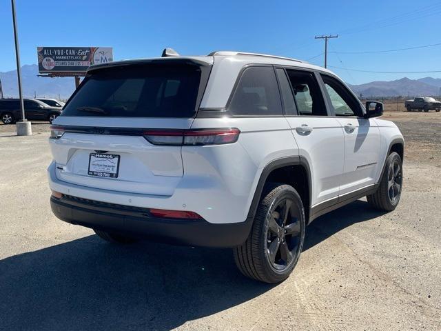 new 2025 Jeep Grand Cherokee car, priced at $40,982