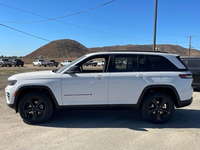 new 2025 Jeep Grand Cherokee car, priced at $40,982