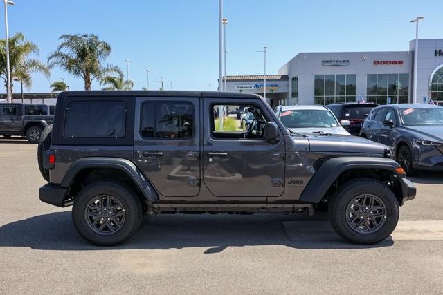 new 2025 Jeep Wrangler car, priced at $47,541