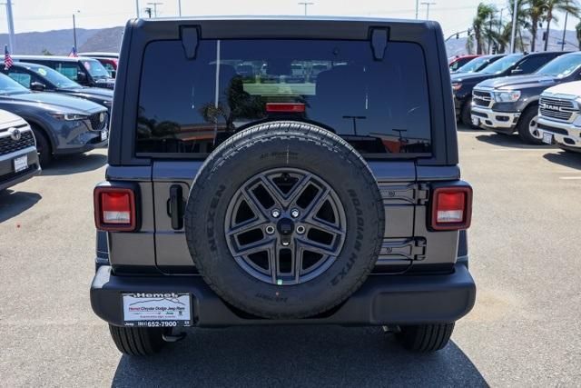 new 2025 Jeep Wrangler car, priced at $47,541