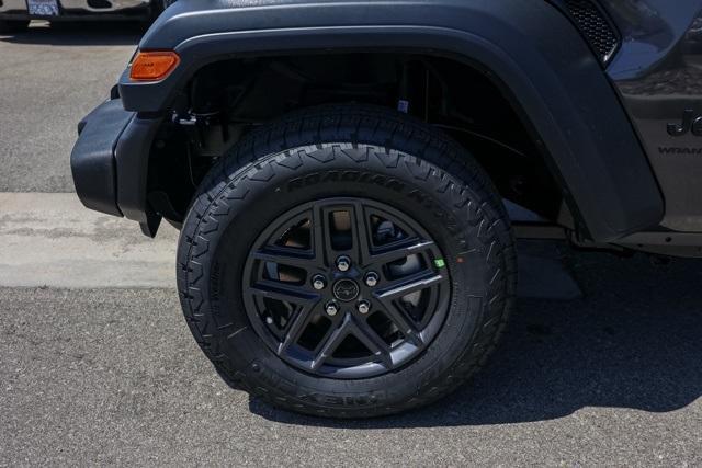 new 2025 Jeep Wrangler car, priced at $47,541
