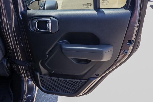 new 2025 Jeep Wrangler car, priced at $47,541