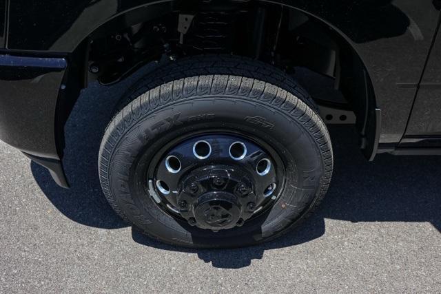 new 2025 Ram 3500 car, priced at $90,702