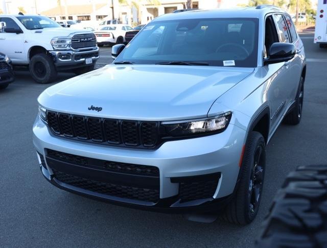 new 2025 Jeep Grand Cherokee L car, priced at $47,175