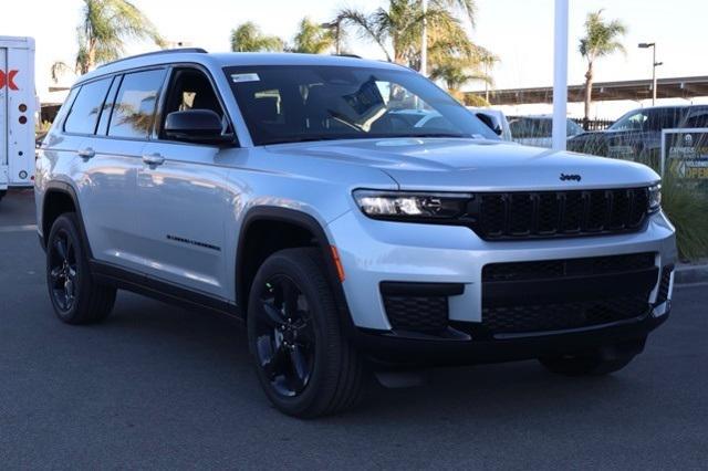 new 2025 Jeep Grand Cherokee L car, priced at $47,675