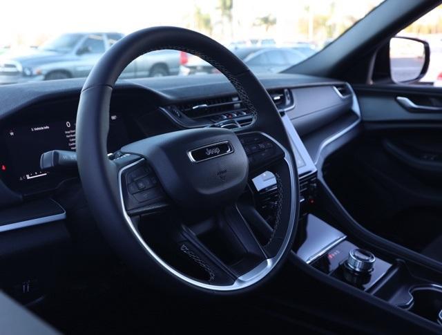 new 2025 Jeep Grand Cherokee L car, priced at $47,175