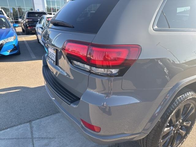 used 2021 Jeep Grand Cherokee car, priced at $25,135