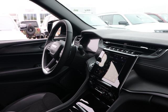 new 2025 Jeep Grand Cherokee L car, priced at $41,175