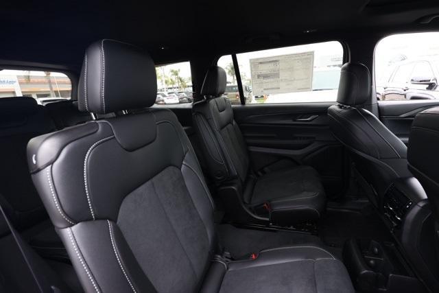 new 2025 Jeep Grand Cherokee L car, priced at $41,175