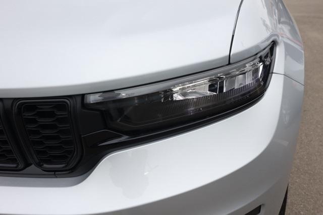 new 2025 Jeep Grand Cherokee L car, priced at $41,175