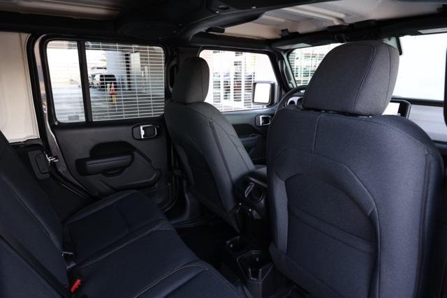 new 2025 Jeep Wrangler car, priced at $43,236